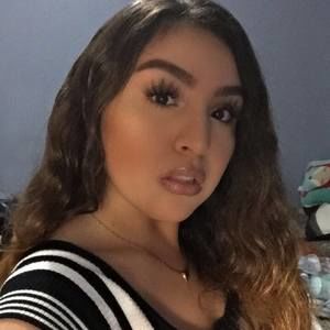 Meet your Posher, Estrella